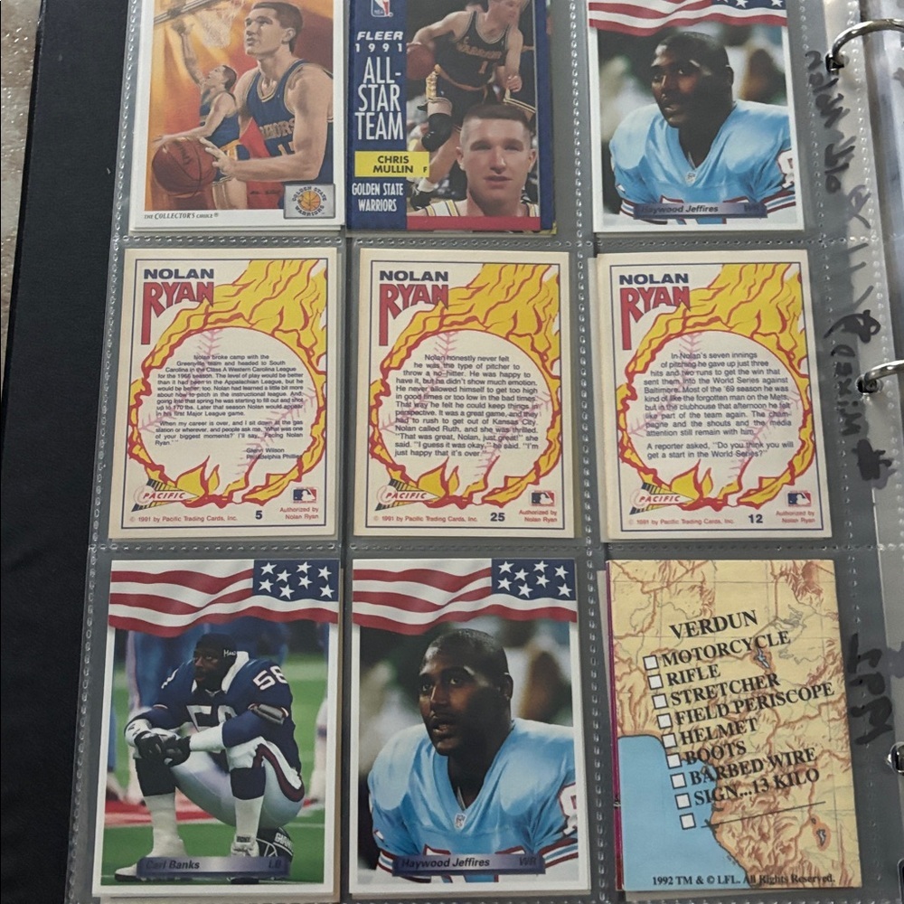 Lot  of 196 -Cards Black Binder of Mix Sport Cards - Picture 4 of 15
